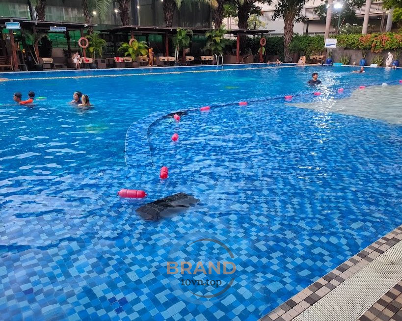 Maia Swimming Pool