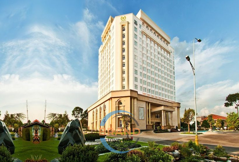 Khách sạn Tân Sơn Nhất Sài Gòn (5 sao)