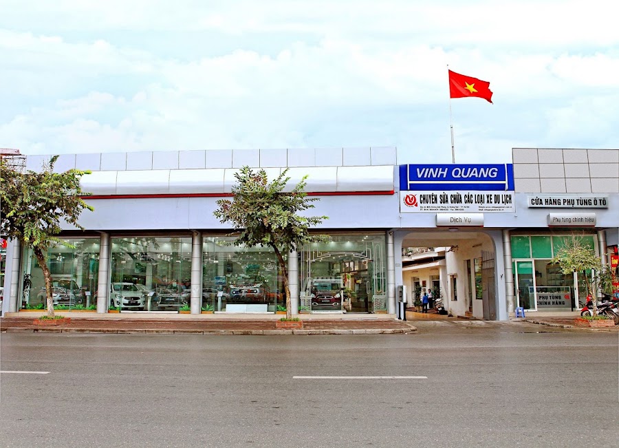 Công ty TNHH ô tô Vinh Quang