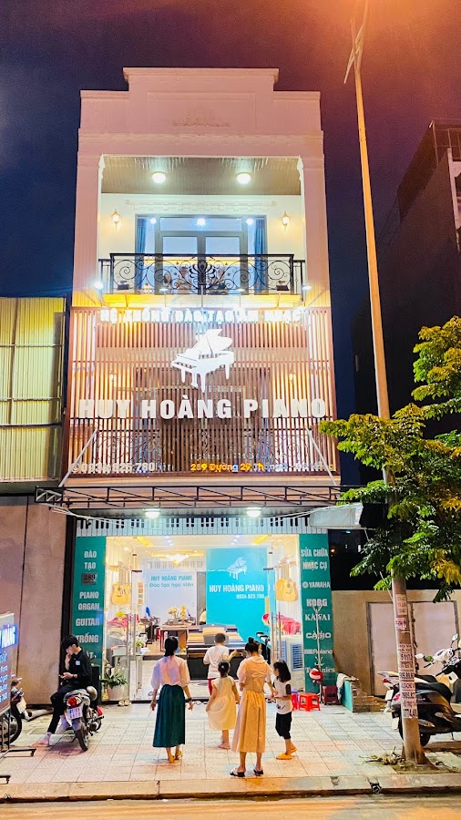 Huy Hoàng Piano - Tổng Kho Piano tại Đà Nẵng